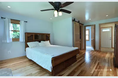 9425 Byrne Drive, Fox River Grove, IL 60021 - Photo 27