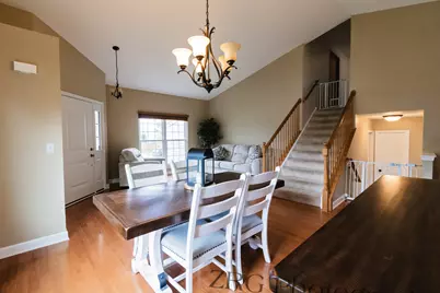 25518 W Foxtail Road, Round Lake, IL 60073 - Photo 13