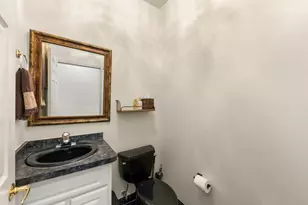 16W374 94th St, Burr Ridge, IL 60527 - Photo 13
