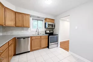 15137 Quail Hollow Dr, Orland Park, IL 60462 - Photo 9