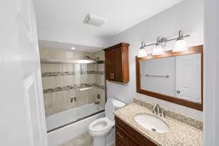 15137 Quail Hollow Dr, Orland Park, IL 60462 - Photo 11