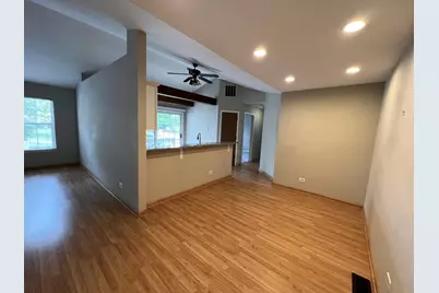 1214 Ballantrae Place #E, Mundelein, IL 60060 - Photo 5