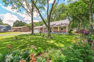 1691 Hilda Dr, Lake Holiday, IL 60548 - Photo 3