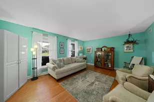 1691 Hilda Dr, Lake Holiday, IL 60548 - Photo 7
