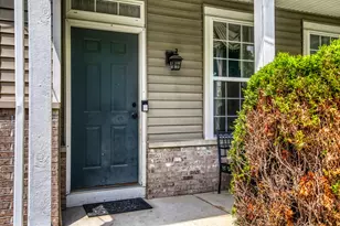 1607 Mountain Ridge Pass, Plainfield, IL 60586 - Photo 3