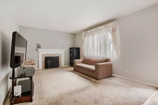 1607 Mountain Ridge Pass, Plainfield, IL 60586 - Photo 5