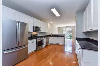 8426 Dawn Lane, Darien, IL 60561 - Photo 7