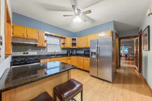 3707 Kenilworth Ave, Berwyn, IL 60402 - Photo 7