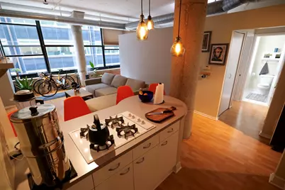 130 S Canal Street #311, Chicago, IL 60606 - Photo 3
