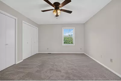 8 Rounds Road, Bloomington, IL 61704 - Photo 17