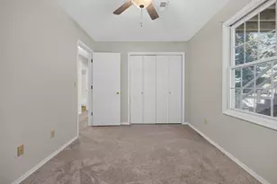 8 Rounds Rd, Bloomington, IL 61704 - Photo 25