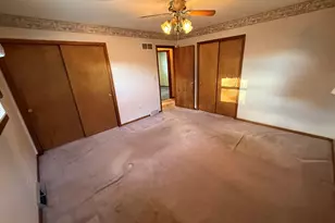 32W717 Hecker Dr, Dundee, IL 60118 - Photo 9