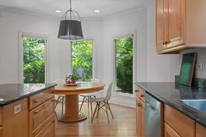 2211 Schiller Avenue, Wilmette, IL 60091 - Photo 15