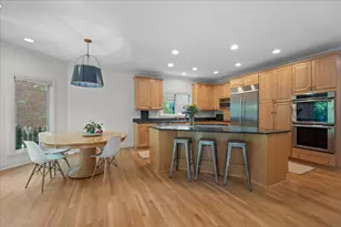2211 Schiller Ave, Wilmette, IL 60091 - Photo 13
