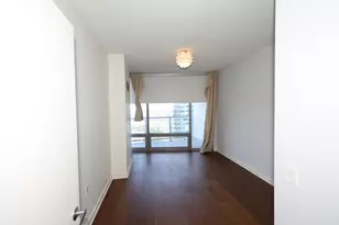 100 E 14th St, Chicago, IL 60605 - Photo 17