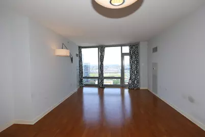 100 E 14th Street #2409, Chicago, IL 60605 - Photo 7