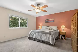 1039 Silver Hill Cir, Joliet, IL 60432 - Photo 11