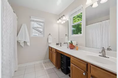 1039 Silver Hill Circle, Joliet, IL 60432 - Photo 13