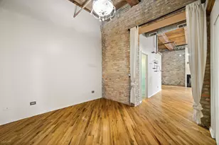 226 N Clinton St, Chicago, IL 60661 - Photo 11
