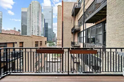 226 N Clinton Street #525, Chicago, IL 60661 - Photo 13