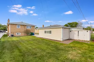 6117 W 80th Street W, Burbank, IL 60459 - Photo 21