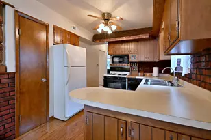7728 W Gregory St, Chicago, IL 60656 - Photo 11