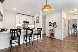1245 N Orleans St, Chicago, IL 60610 - Photo 7