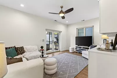 1330 W Hubbard Street #2, Chicago, IL 60642 - Photo 19