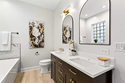 1330 W Hubbard Street #2, Chicago, IL 60642 - Photo 15