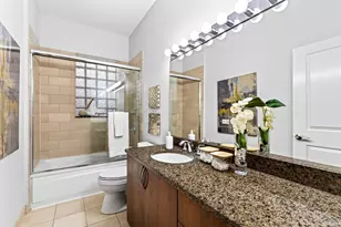 1330 W Hubbard St, Chicago, IL 60642 - Photo 9