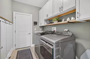 21325 Willow Pass, Shorewood, IL 60404 - Photo 23