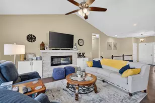 21325 Willow Pass, Shorewood, IL 60404 - Photo 9