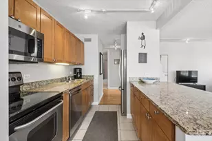 30 E Huron St, Chicago, IL 60611 - Photo 9