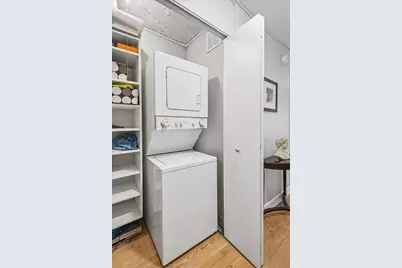 30 E Huron Street #1307, Chicago, IL 60611 - Photo 17