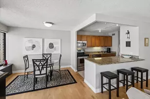 30 E Huron St, Chicago, IL 60611 - Photo 11