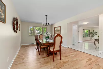 2315 Castilian Circle, Northbrook, IL 60062 - Photo 7