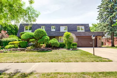 2315 Castilian Circle, Northbrook, IL 60062 - Photo 1