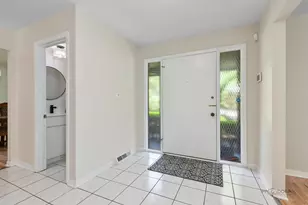 2315 Castilian Cir, Northbrook, IL 60062 - Photo 5