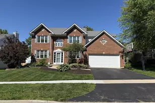 575 Capital Ln, Gurnee, IL 60031 - Photo 1