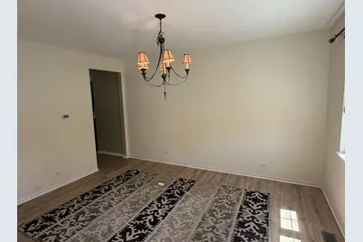 575 Capital Lane, Gurnee, IL 60031 - Photo 7