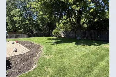575 Capital Lane, Gurnee, IL 60031 - Photo 29