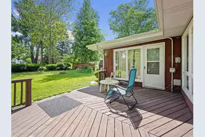 1912 E Willow Avenue, Wheaton, IL 60187 - Photo 17