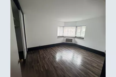 7337 S South Shore Drive #326, Chicago, IL 60649 - Photo 9