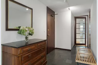 1410 N State Parkway #7A, Chicago, IL 60610 - Photo 9
