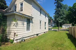 802 Locust St, Prophetstown, IL 61277 - Photo 3