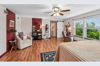 1922 Hemlock Drive, McHenry, IL 60050 - Photo 13