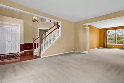1575 McClellan Drive, Lindenhurst, IL 60046 - Photo 9