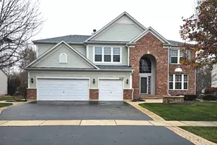 1575 McClellan Dr, Lindenhurst, IL 60046 - Photo 1