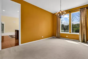 1575 McClellan Dr, Lindenhurst, IL 60046 - Photo 11