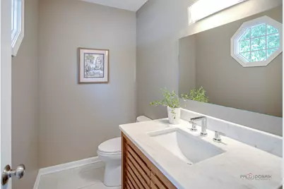 1252 Briarwood Lane, Libertyville, IL 60048 - Photo 7
